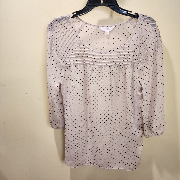 LC Lauren Conrad Tops - LC Lauren Conrad Cream and Red Polka Dot light weight blouse size L fits M